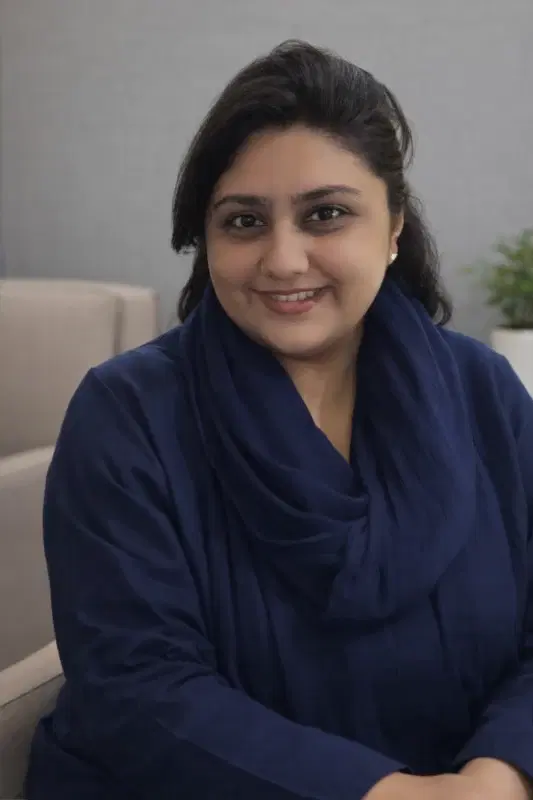 Maheen Adil, licensed therapist